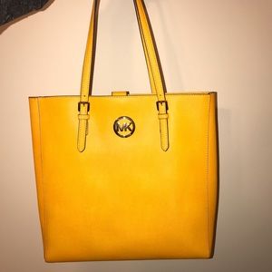 Gorgeous Michael Kors Bag